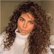 Profesora de lengua castellana y literatura, economía, geografía, filosofía y cultura.
También soy profesora de apoyo para lo que necesite como hacer los deberes o ayudarle a estudiar